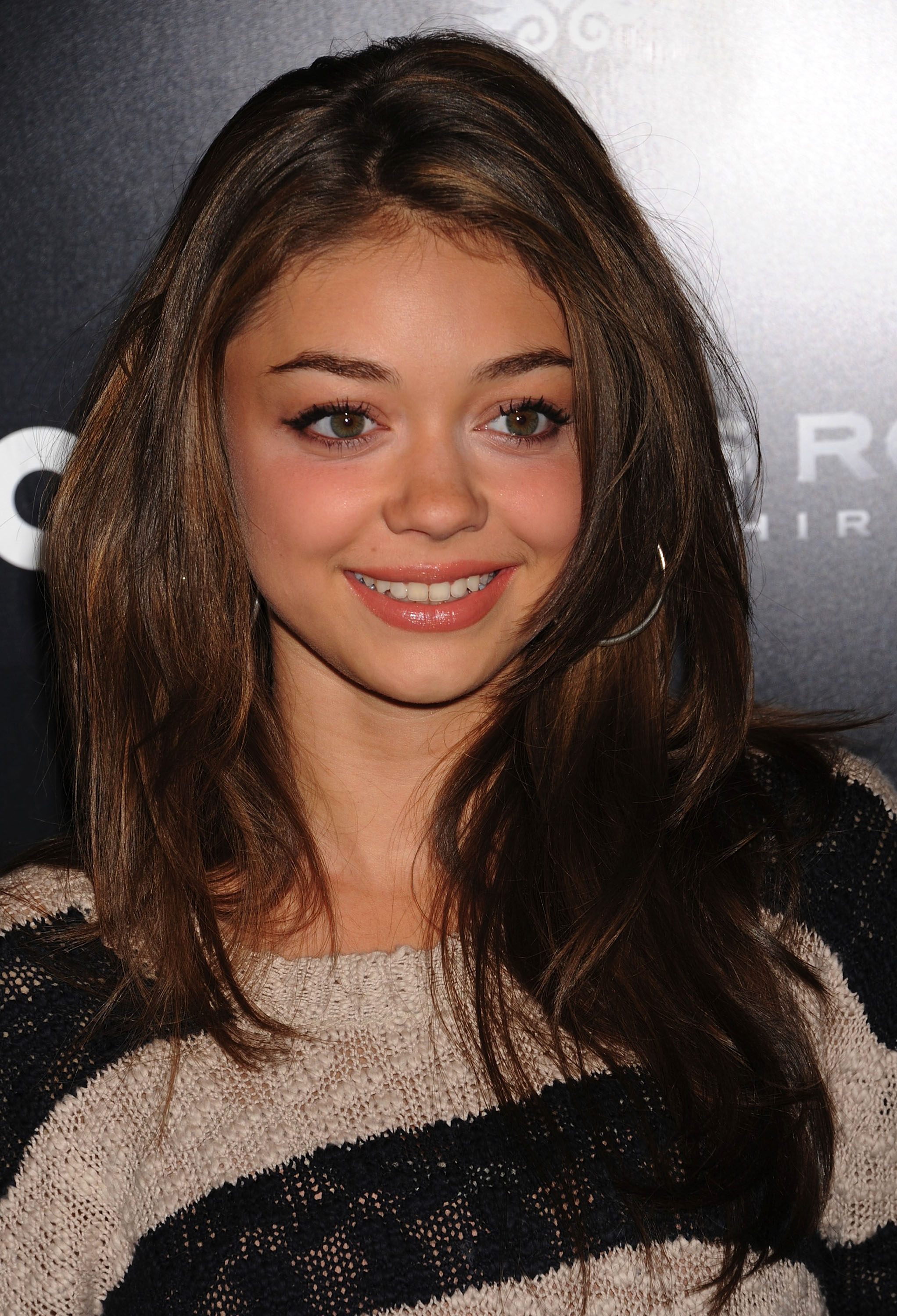 Sarah Hyland - image: 110255 - imgth | free images hosting