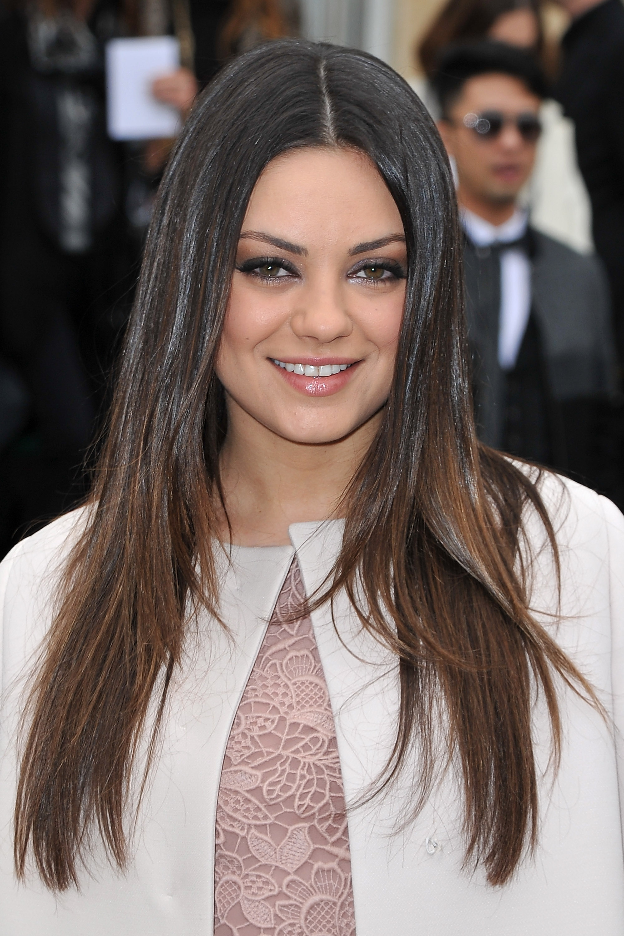 Mila Kunis - image: 19040 - imgth | free images hosting